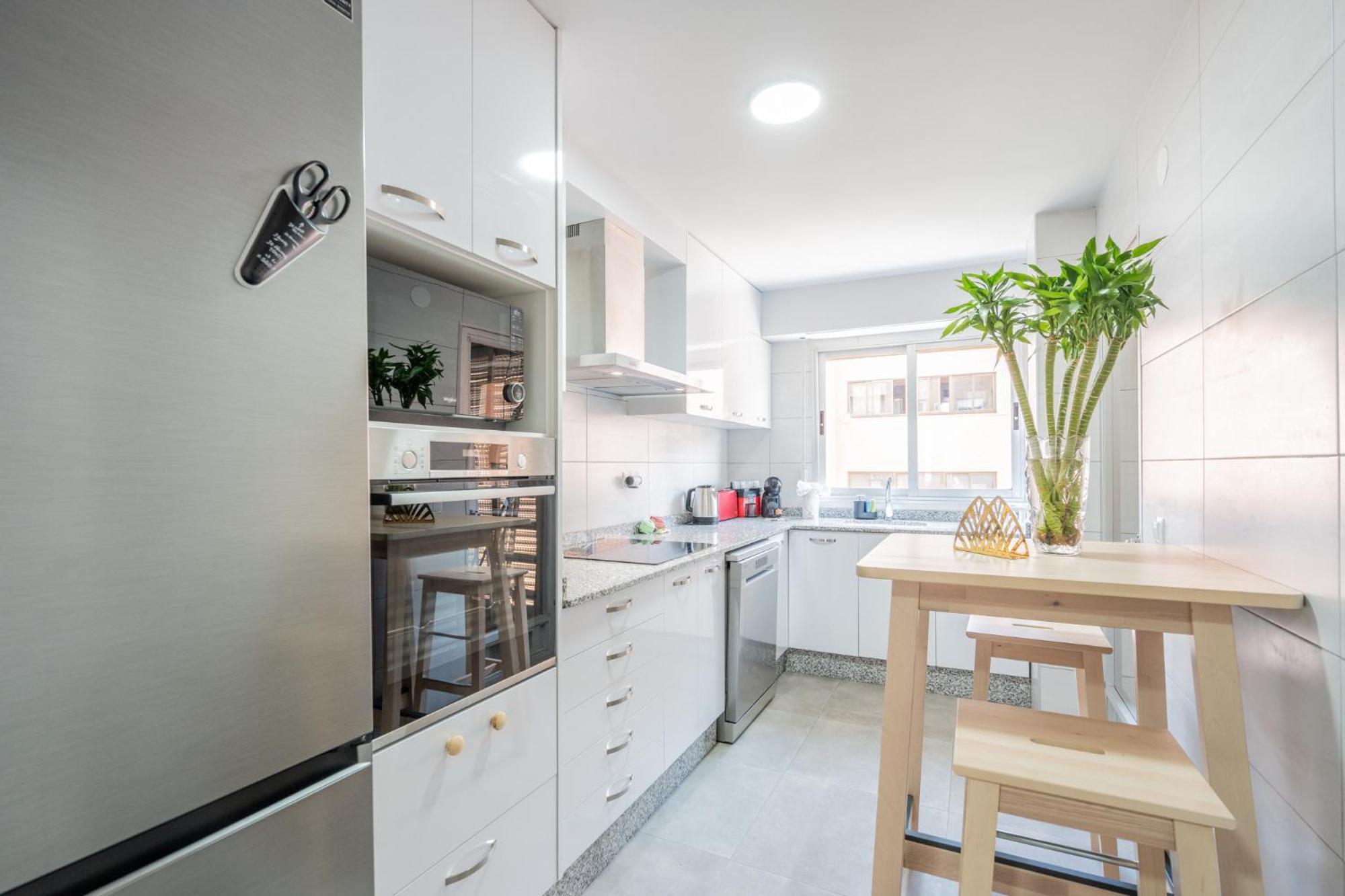 Apartamento Familiar En Avenida Del Puerto Valencia Exterior foto