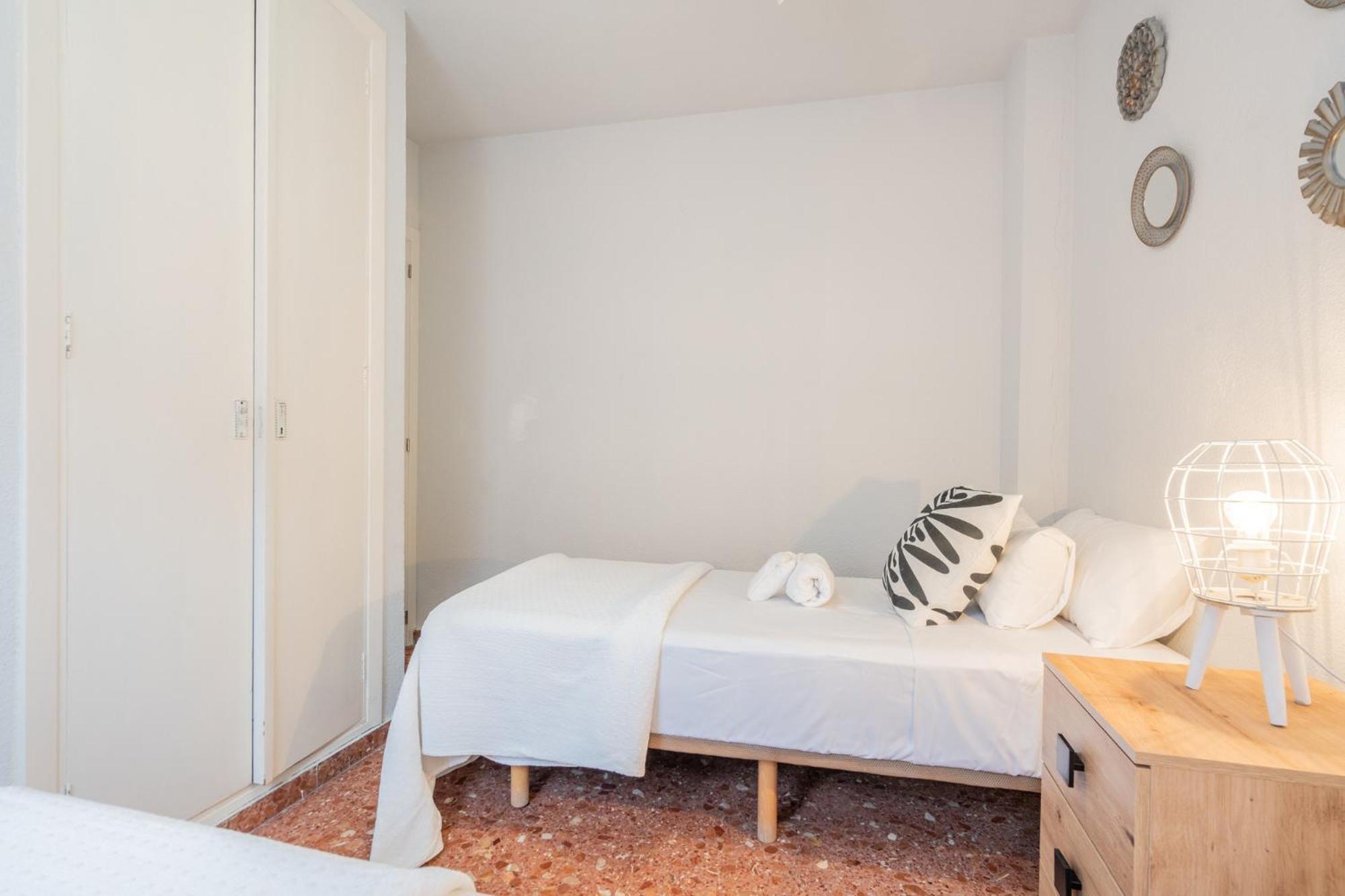 Apartamento Familiar En Avenida Del Puerto Valencia Exterior foto