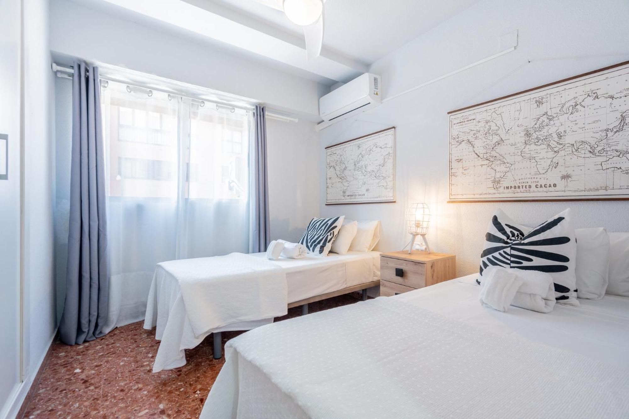 Apartamento Familiar En Avenida Del Puerto Valencia Exterior foto