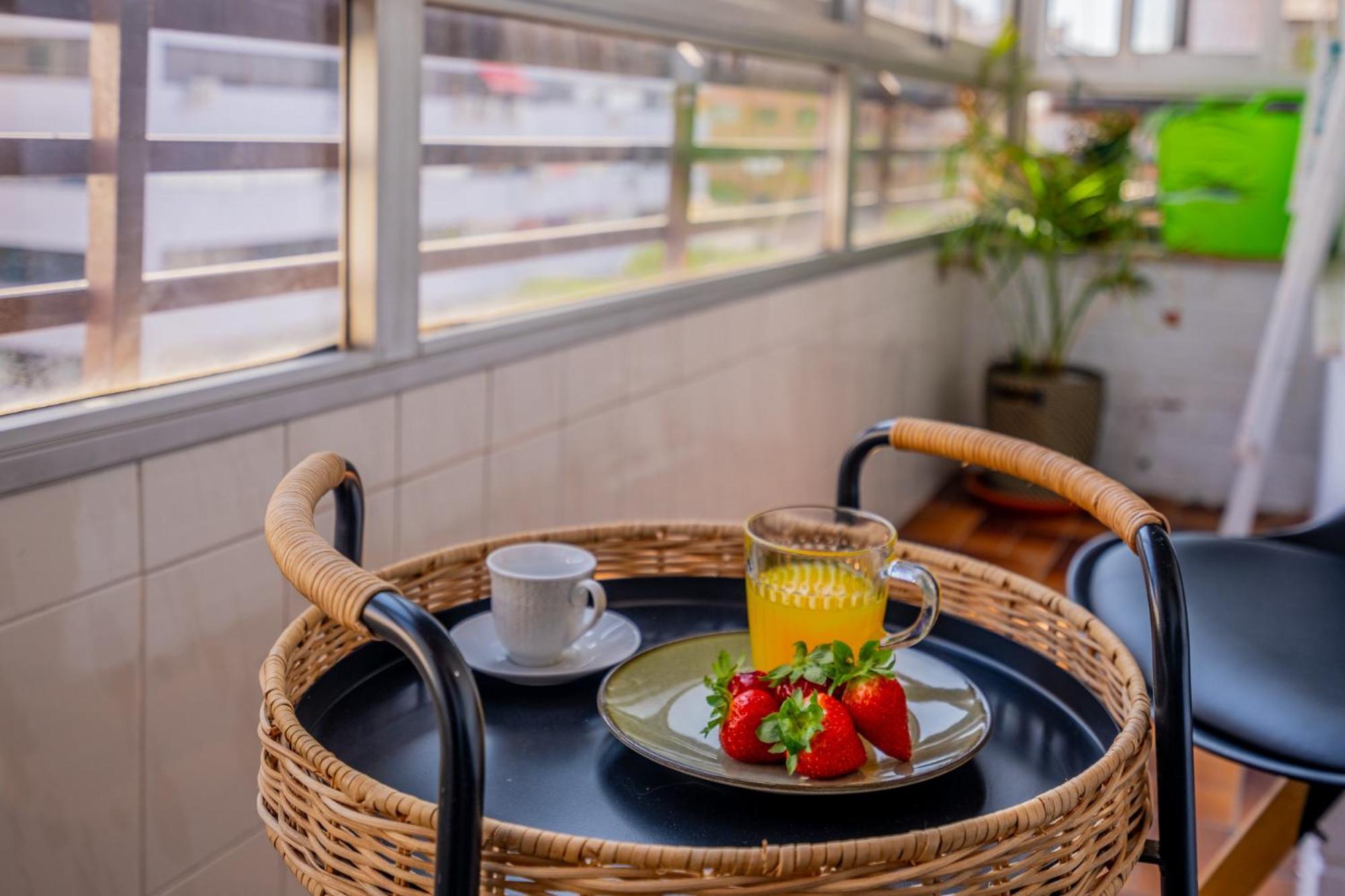 Apartamento Familiar En Avenida Del Puerto Valencia Exterior foto