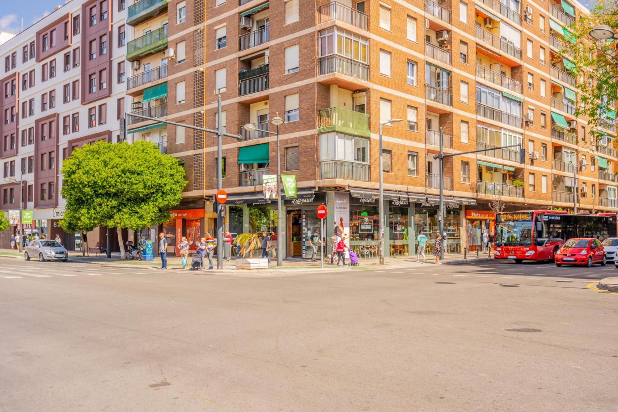 Apartamento Familiar En Avenida Del Puerto Valencia Exterior foto